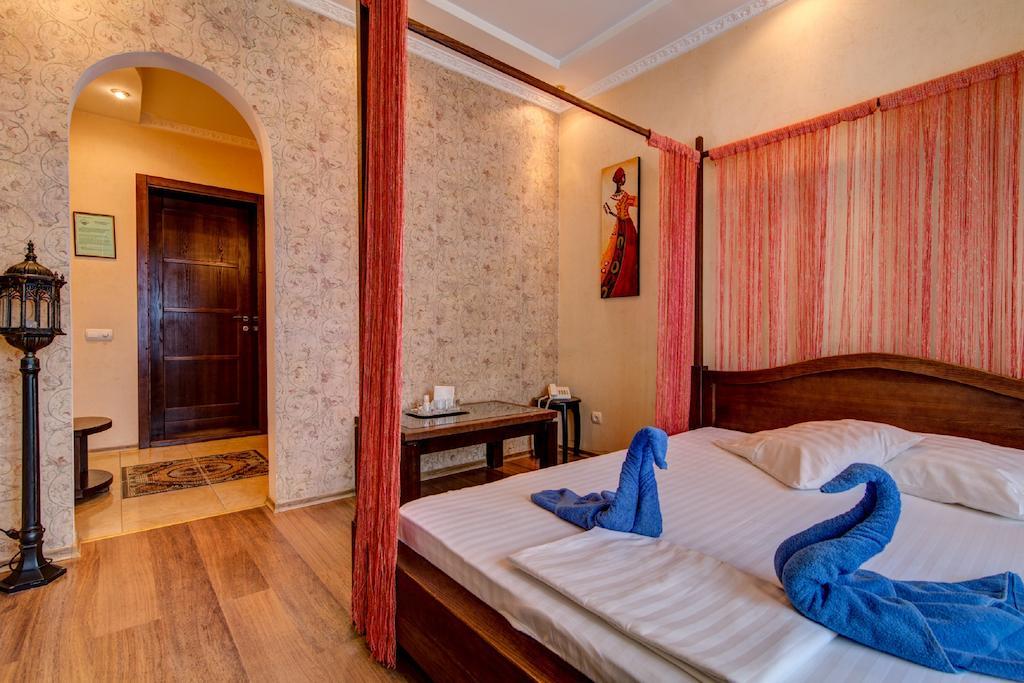 Hotel Bansay Dnipro Habitación foto
